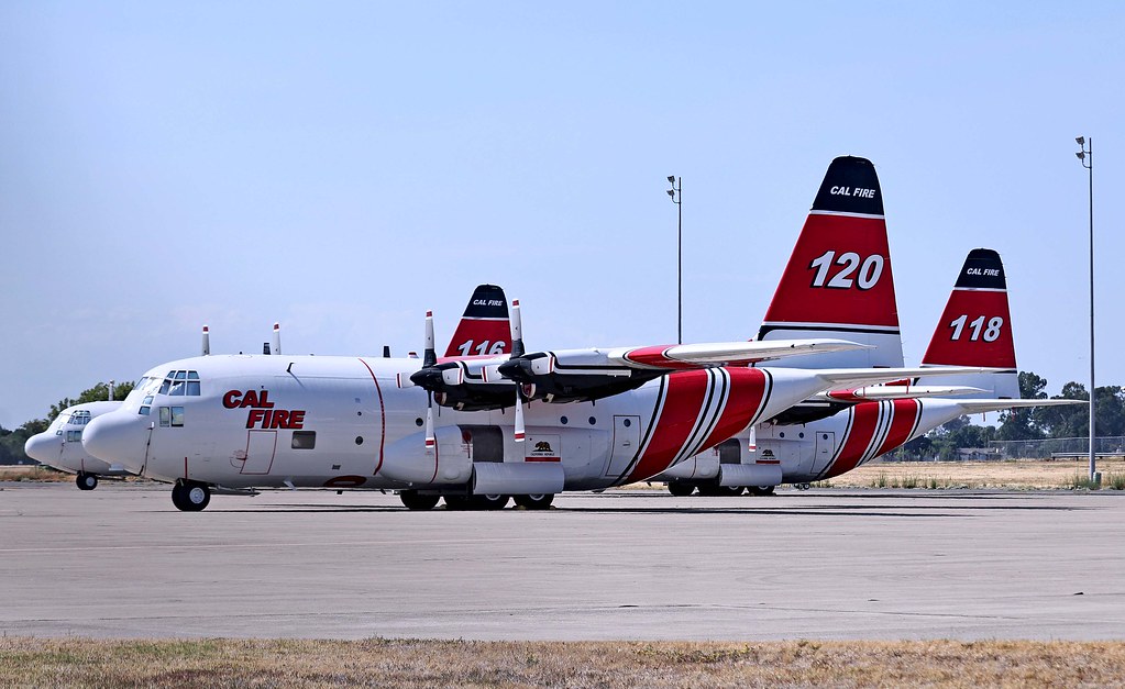 116 Cal Fire, Lockheed HC-130 Tankers 116, 118,120 2023-08… | Flickr