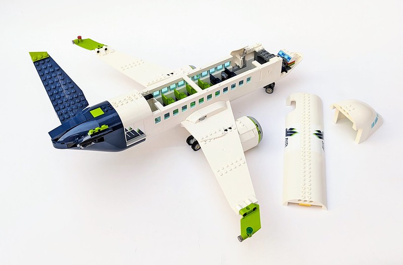 60367: Passenger Airplane Set Review