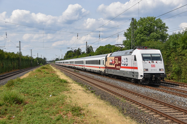 DB Fernverkehr 101 110 '50 Jahre Intercity' te Angermund (30-6-2023)