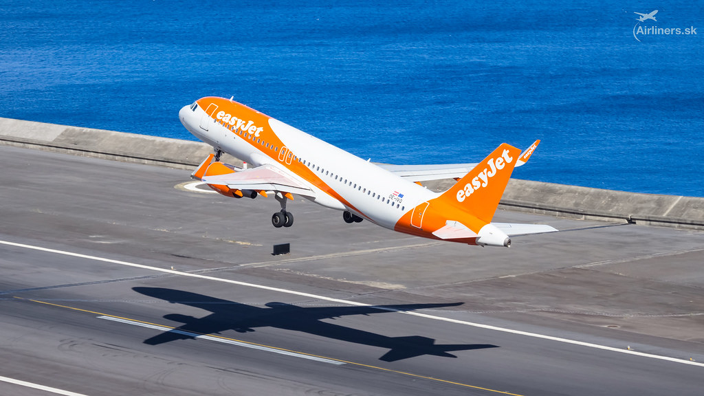OE-IVQ easyJet Europe Airbus A320-214(WL)