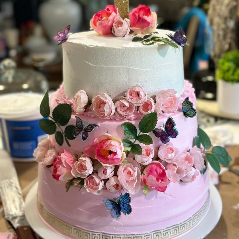 Cake by Betzy Cake