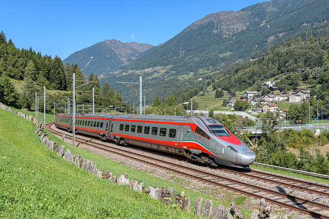 Trenitalia ETR 610 011 | Ambrì-Piotta - Rodi-Fiesso (CH)