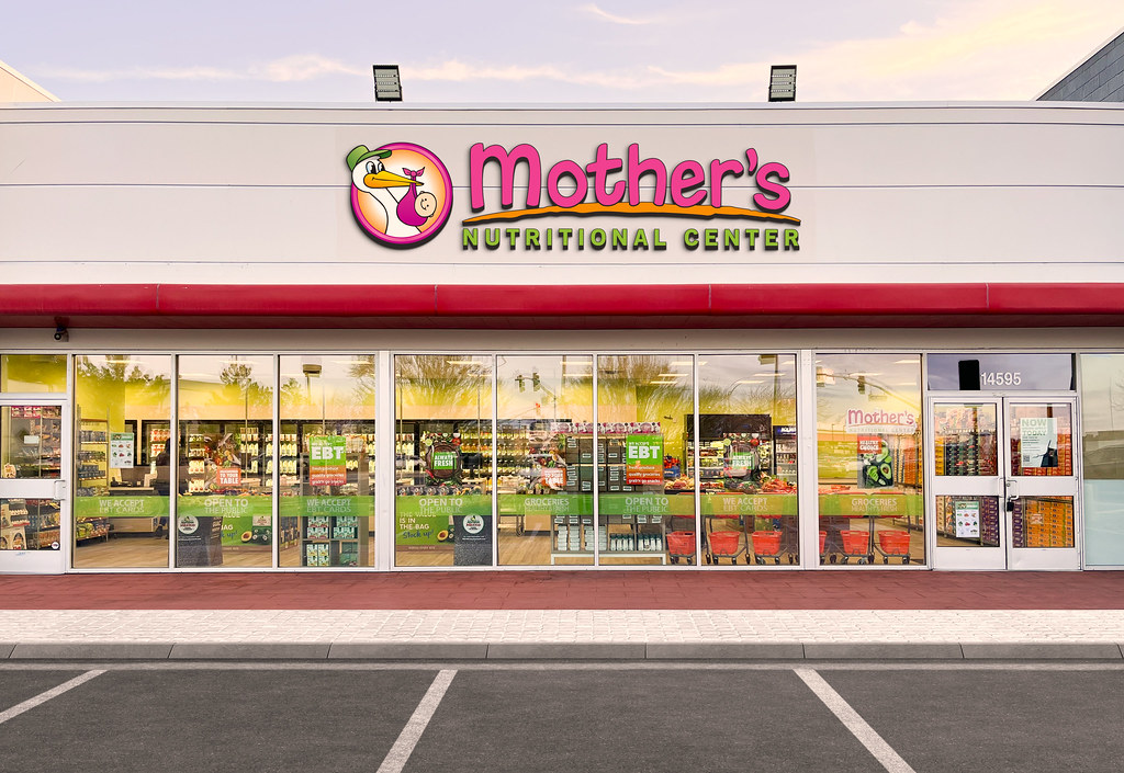 The store front of Mother’s Nutritional Centers in California