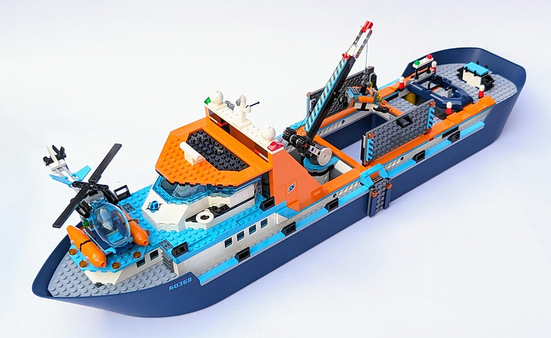 60368: Arctic Explorer Ship Set Review