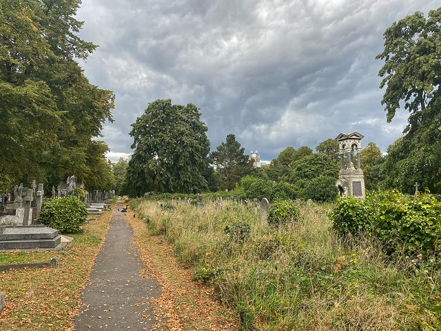 Walking in Brompton Cemetery