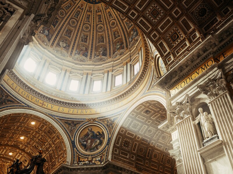 major landmarks in Europe - St. Peter's Basilica