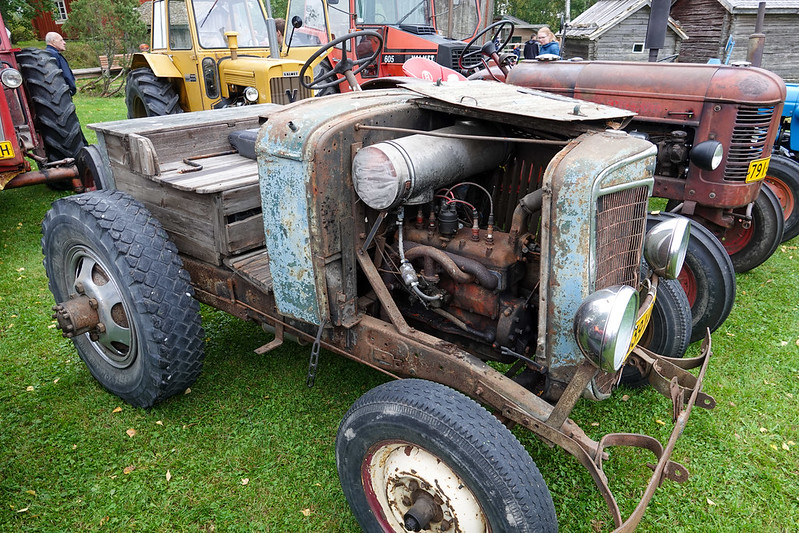 A bit older tractor