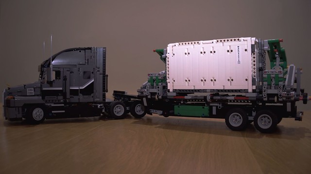 LEGO Technic 42078 Mack Anthem Truck