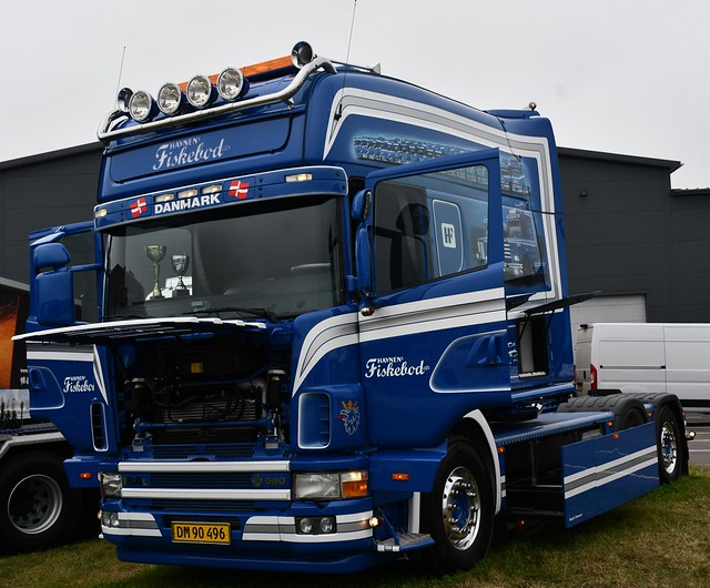 DK-Scania R164L V8 580 Longline-Havnens Fiskebod-DM 90 496