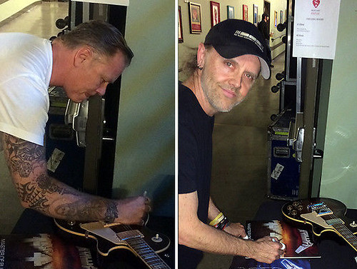 Гітару «Gibson Les Paul», яка підписана всіма учасниками гурту «Metallica», було продано на аукціоні eBay