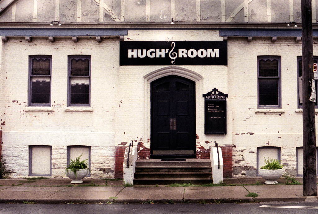 Hugh's Room on Broadview
