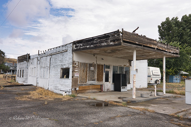 Old Gas Station in Washtucna, Washington I
