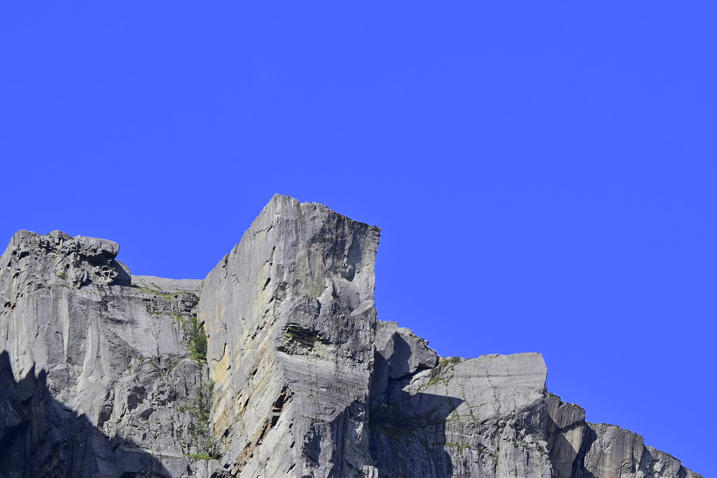 El Preikestolen (El Pulpito) visto desde el Fiordo de Lyse _JLL2654
