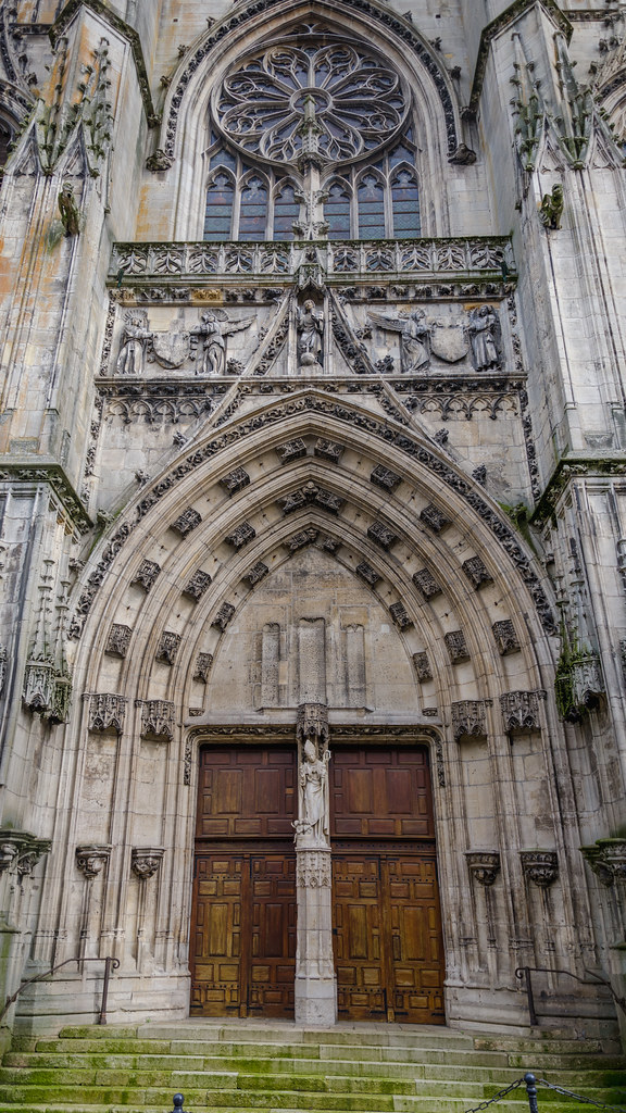 Grand portail de la Basilique de Saint-Nicolas-de-Port