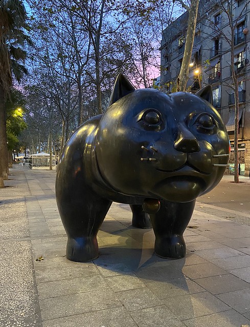 El gato de Botero, Rambla del Raval, Barcelona.