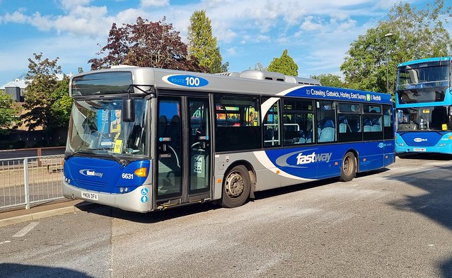 Metrobus 6631 (YN08 DFX) Crawley 16/9/23