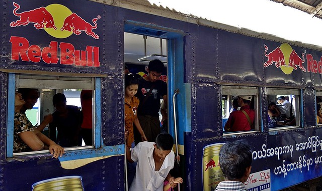 MYANMAR, Burma - mit der Ringbahn unterwegs  in Yangon, 21635