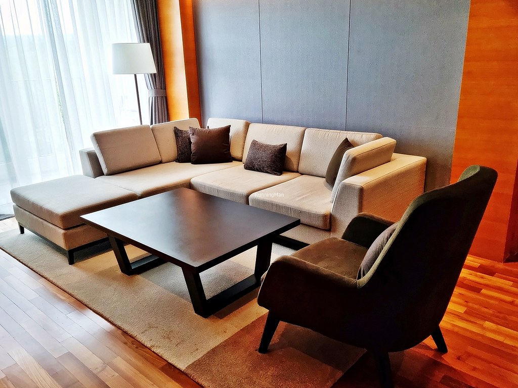 Mercure Ambassador Jeju 31 - Junior Suite Living Room