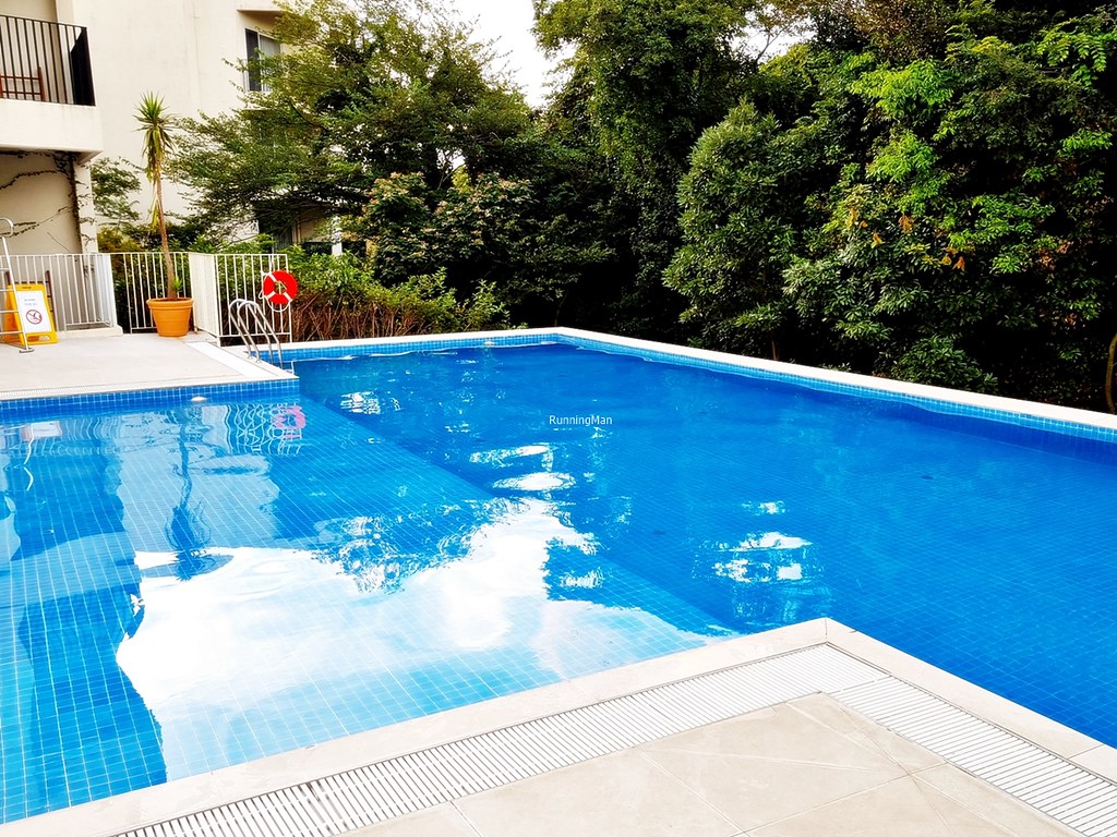 Mercure Ambassador Jeju 21 - Infinity Outdoor Heated Swimming Pool