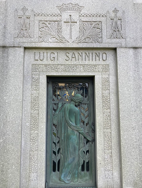 Luigi Sannino mausoleum