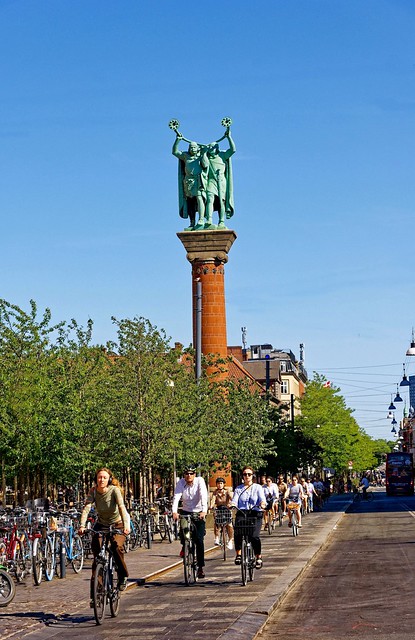 Copenhagen / Lur Blowers monument