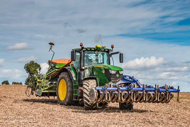 Autumn Cultivating and Sowing at Thorpe Sep 2023 (2)