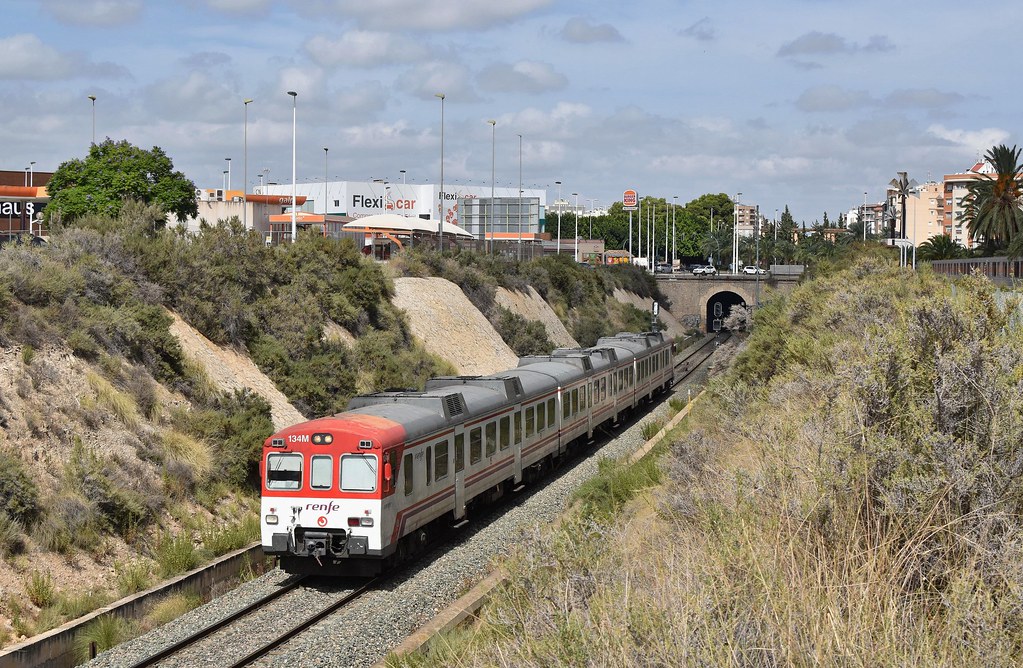 Elche (Spain), train to Murcia