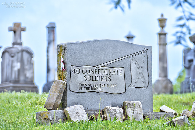 Confederate Soldiers Headstone - Riverside Cemetery (NRHP #03000394) - Jackson, Tennessee