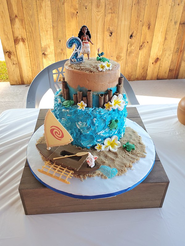 Cake by Custom Cake Creations