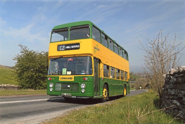 ( Preserved ) Lowland Omnibuses Ltd . 856 NDL656R . Near Kirkby Stephen .