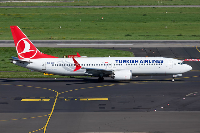 TC-LCN Turkish Airlines Boeing 737 MAX 8