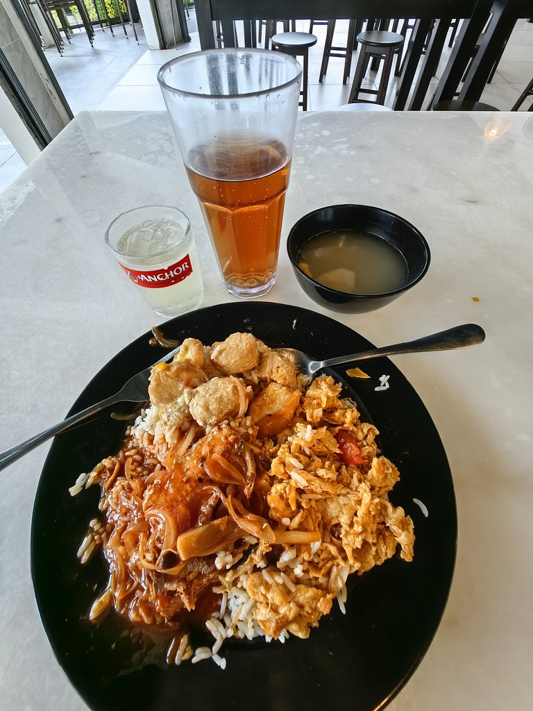 華人雜飯 Chinese Mixed Rice rm$9 @ 520 Fiver20 BBQ & Cafe Puchong Bandar Puteri