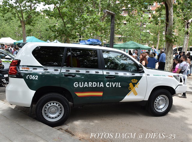 GUARDIA CIVIL ESPAÑOLA / SPANISH POLICE