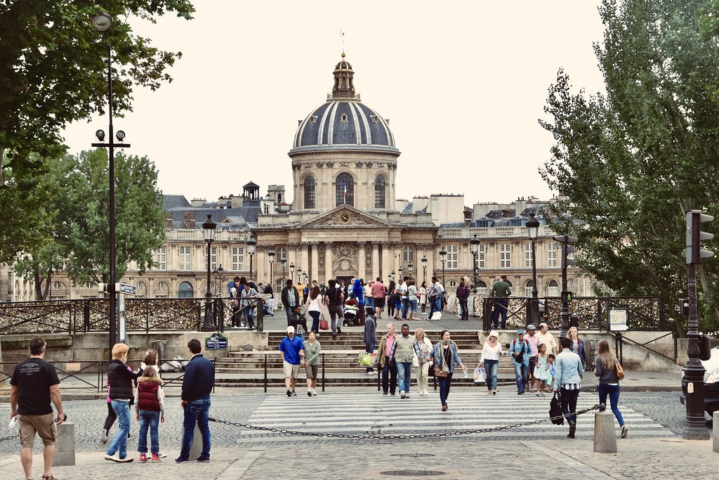 2014 - Pont des Arts and The Institut de France on the Seine, Paris 🇫🇷