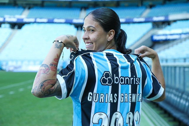 Kelly Restrepo concede entrevista para Grêmio TV