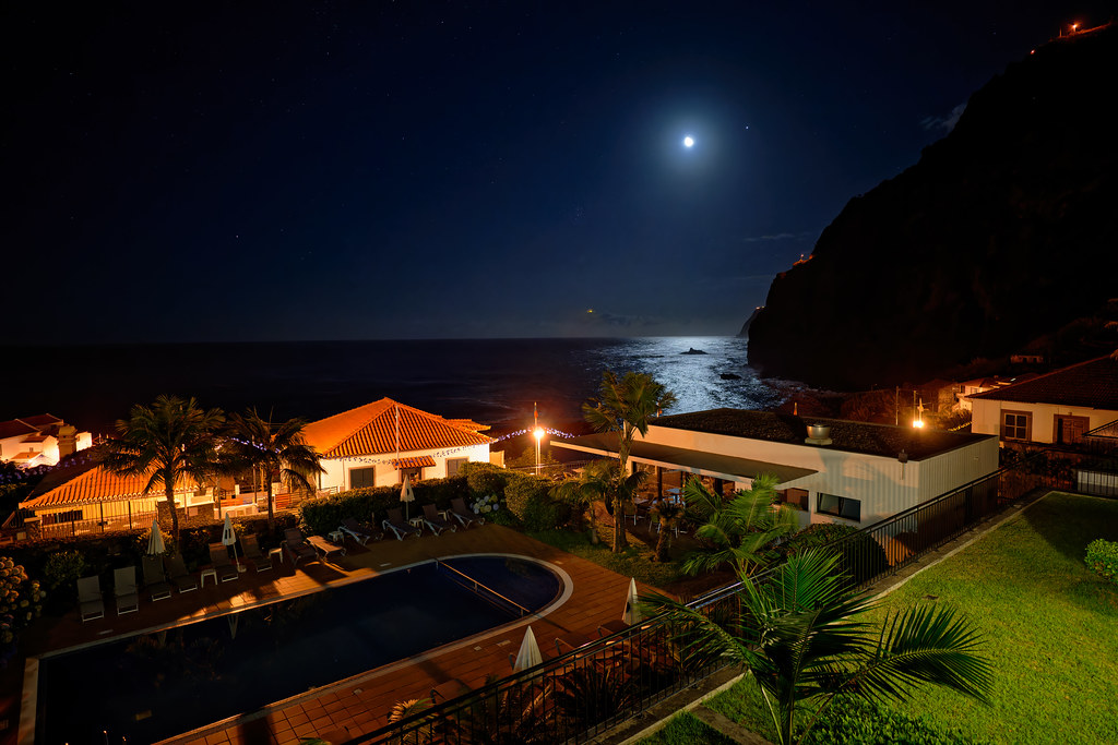 Moon night in Ponta Delgada (Madeira)