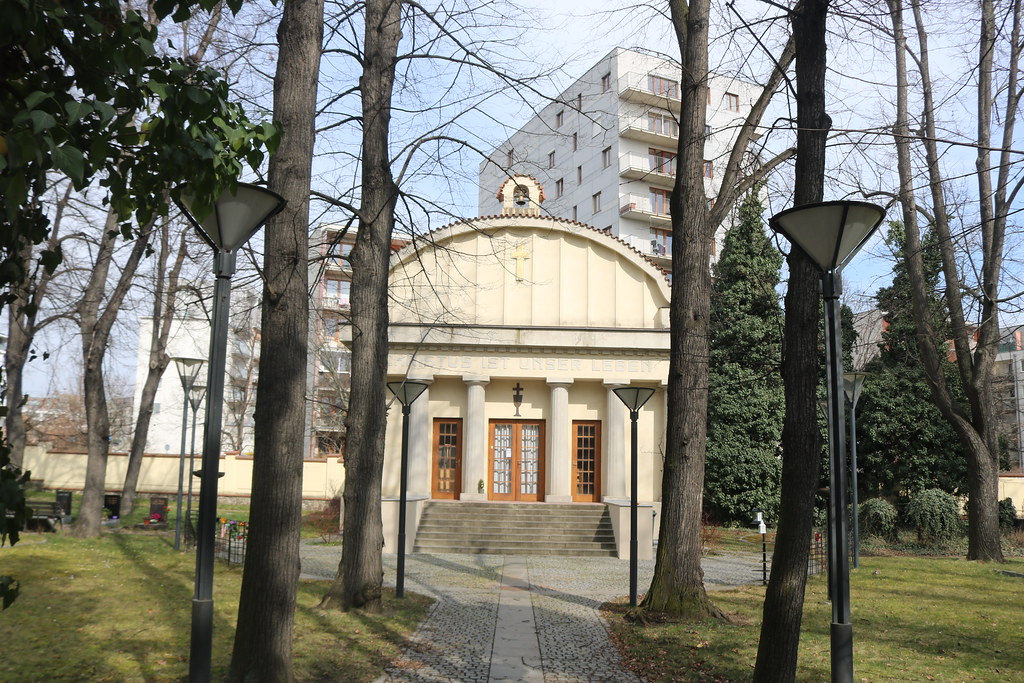 hřbitovní kaple ve Strašnicích