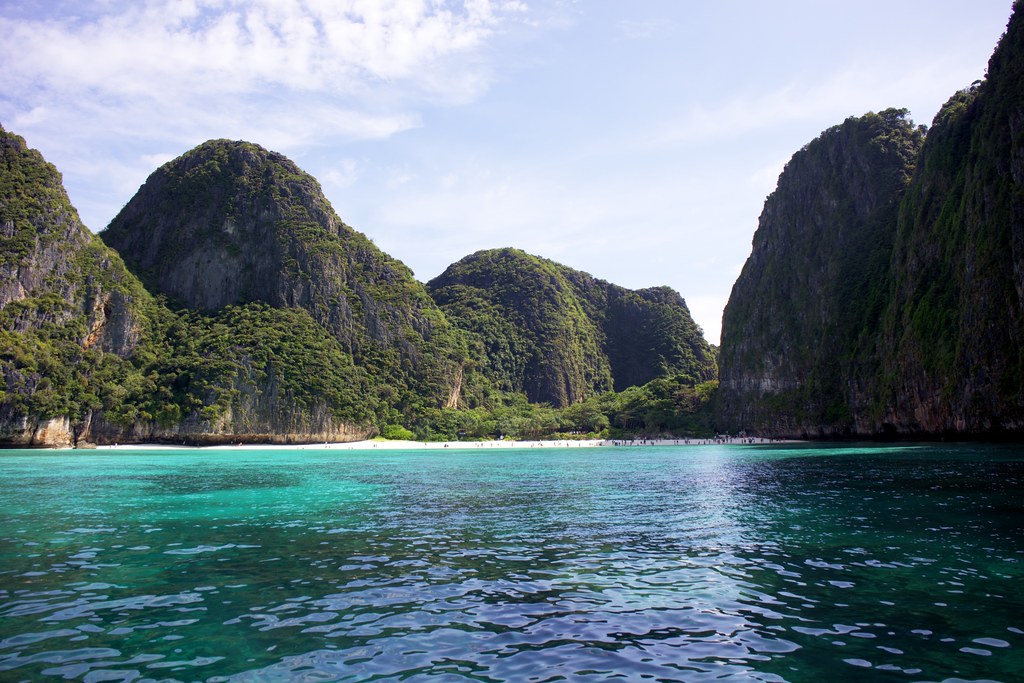 Vista de Maya Bay desde el barco Vista de Maya Bay desde el barco