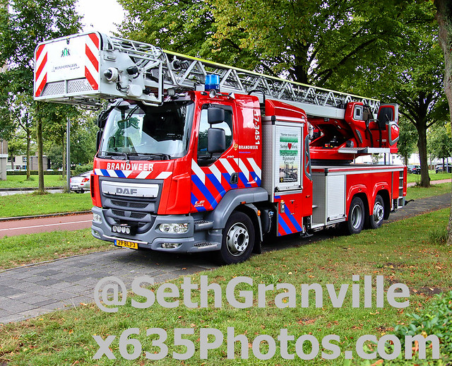 Brandweer Rotterdam-Rijnmond Fire Department Car Ladder 17-3451