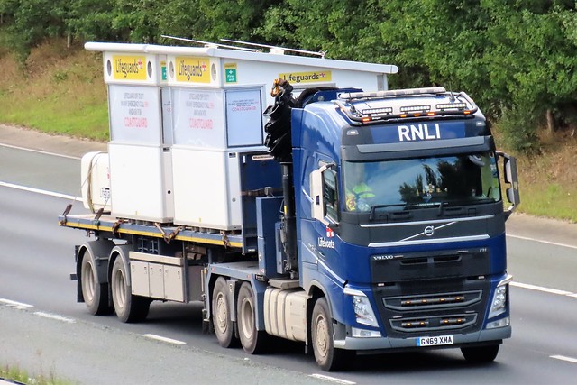 RNLI Transport, Volvo FH (GN69XMA) On The A1M Northbound, Passing Fairburn Flyover, North Yorkshire 14/9/23