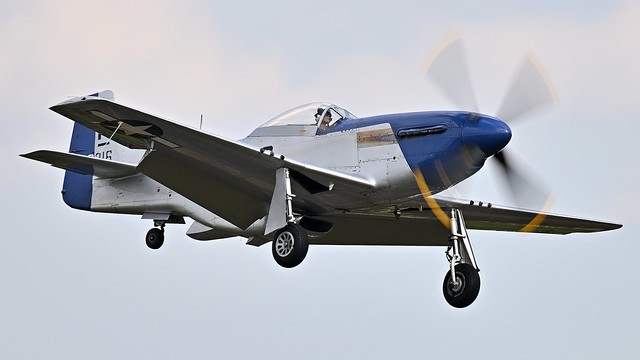 North American P-51D Mustang 472216 G-BIXL Miss Helen USAAF 44-722164