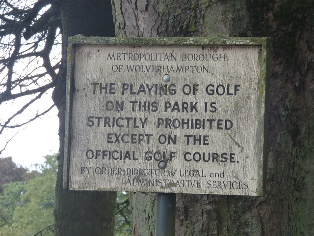 Bantock Park Pitch & Putt - Metropolitan Borough of Wolverhampton sign