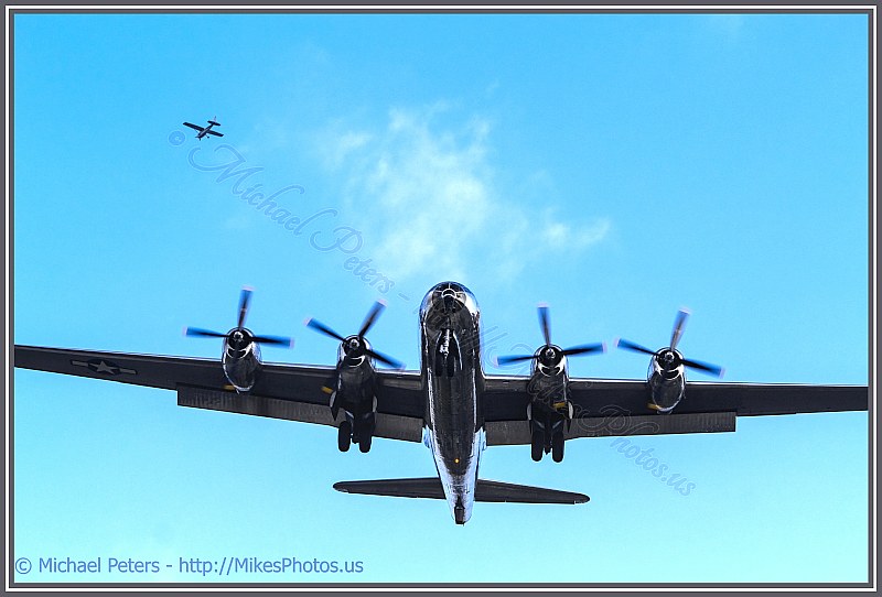 B-29 DOC landing at Long Beach Airport
