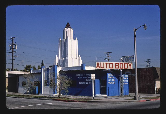 Tom's Auto Body, 7229 West Melrose, Los Angeles, California (LOC)