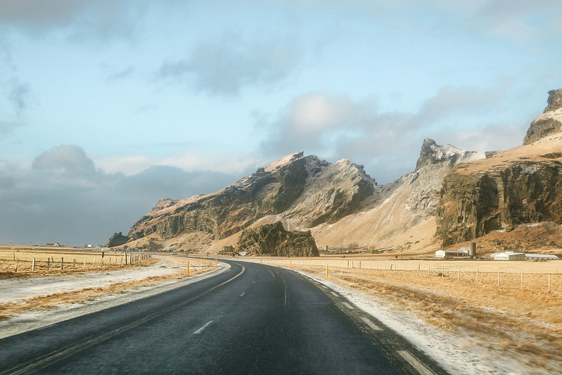 Iceland car rental in winter