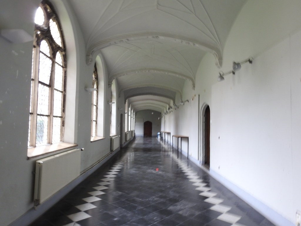 pasillos Facultad de arquitectura KULeuven Gante