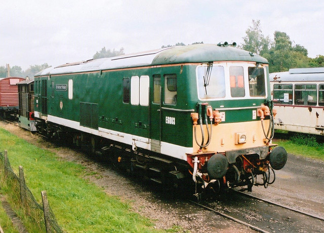E6003 'SIR HERBERT WALKER' GREAT CENTRAL RAILWAY, QUORN AND WOODHOUSE 30/8/2002