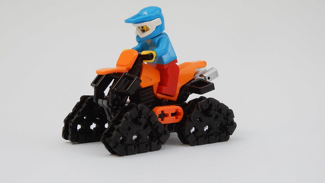Lego Tracked ATV (MOC - 4K)