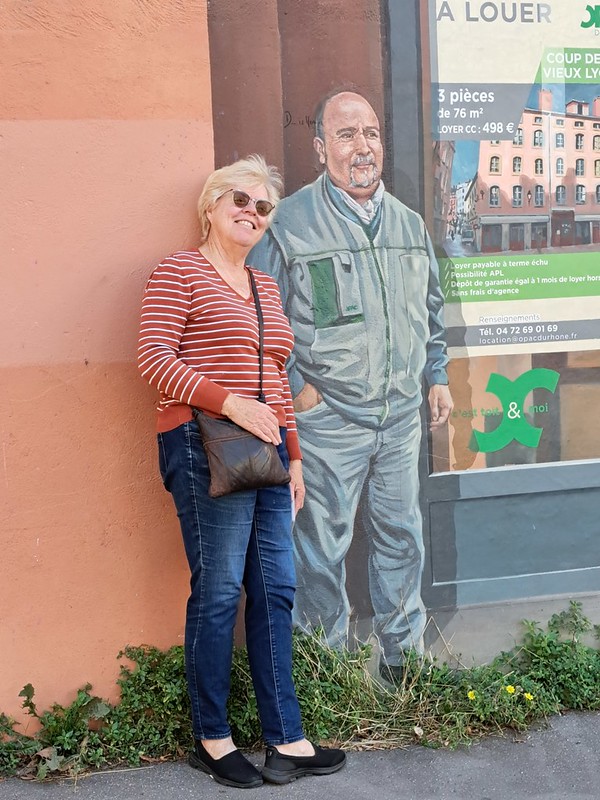 Peg at Mural of the Canuts 2