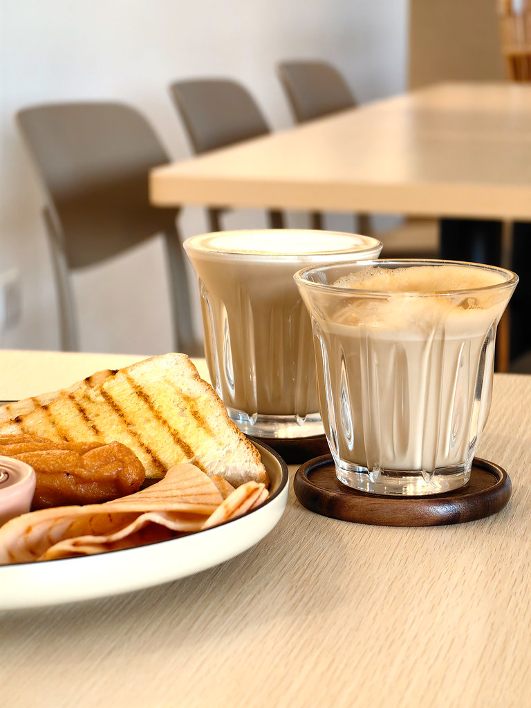 大早餐 Big Breakfast rm$25 top-up rm$2 for 卡布奇諾 Cappuccino @ JINGS Specialty COFFEE USJ4